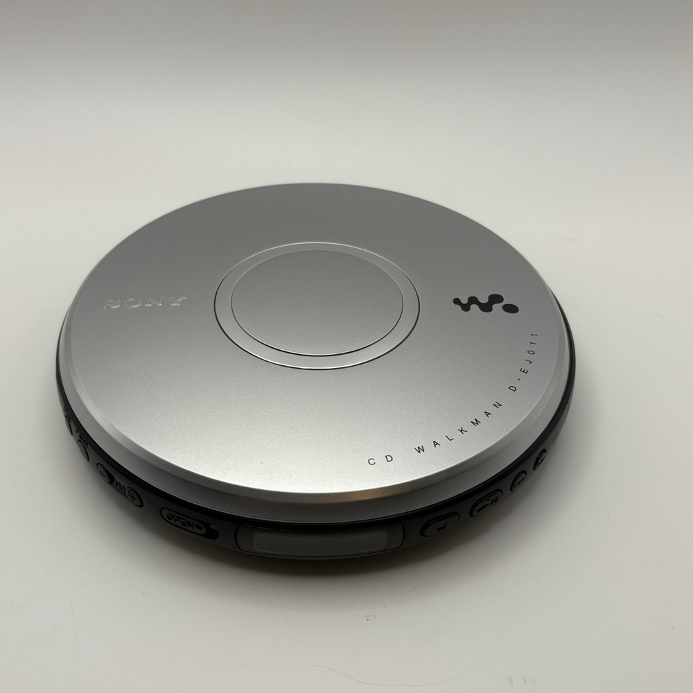Sony D-EJ011 CD Walkman Portable CD Player Discman Silver Tested Working